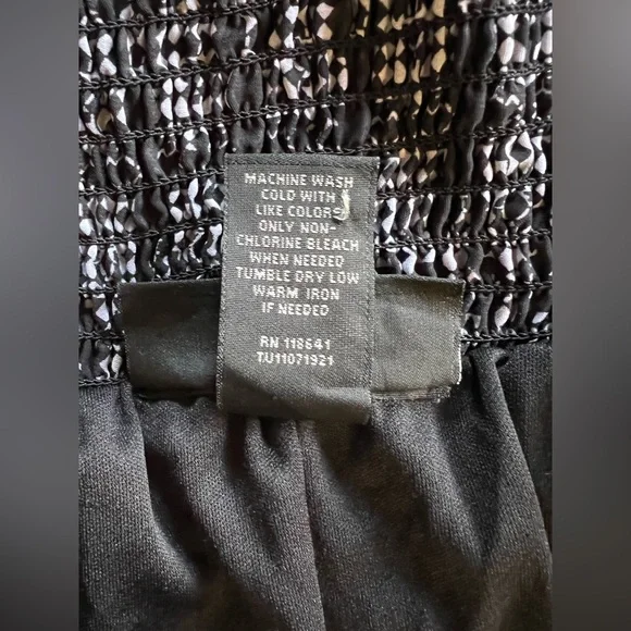 LANE BRYANT Pleated Flowy Maxi Dress Geometric Colorful Sz 14/16 Lined Chevron - Picture 8 of 8